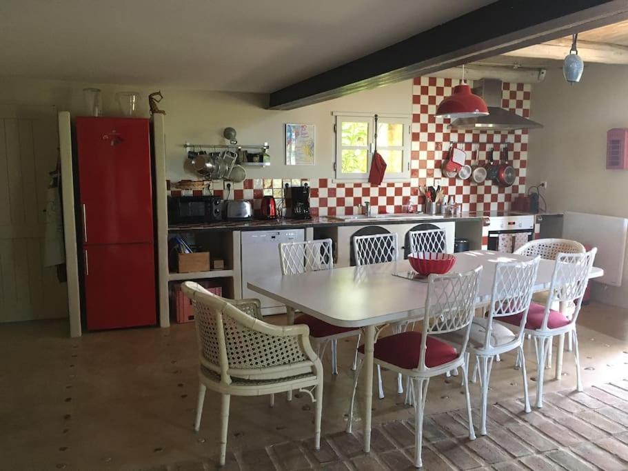 Gite Des Amis Domaine De Mas Caron Caromb Bagian luar foto