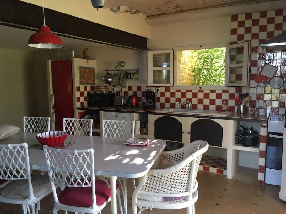 Gite Des Amis Domaine De Mas Caron Caromb Bagian luar foto